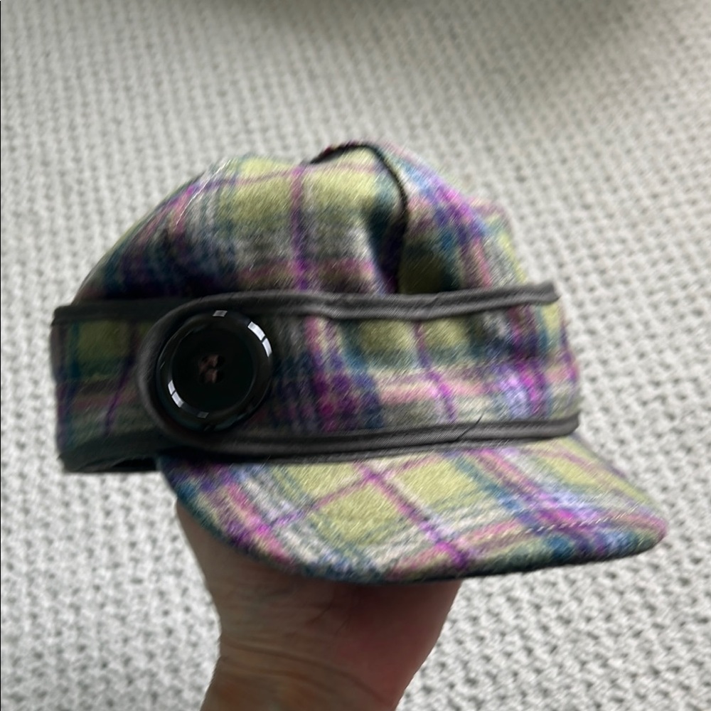 Stormy Kromer Plaid Button Cap in Green and Purple. Size 7